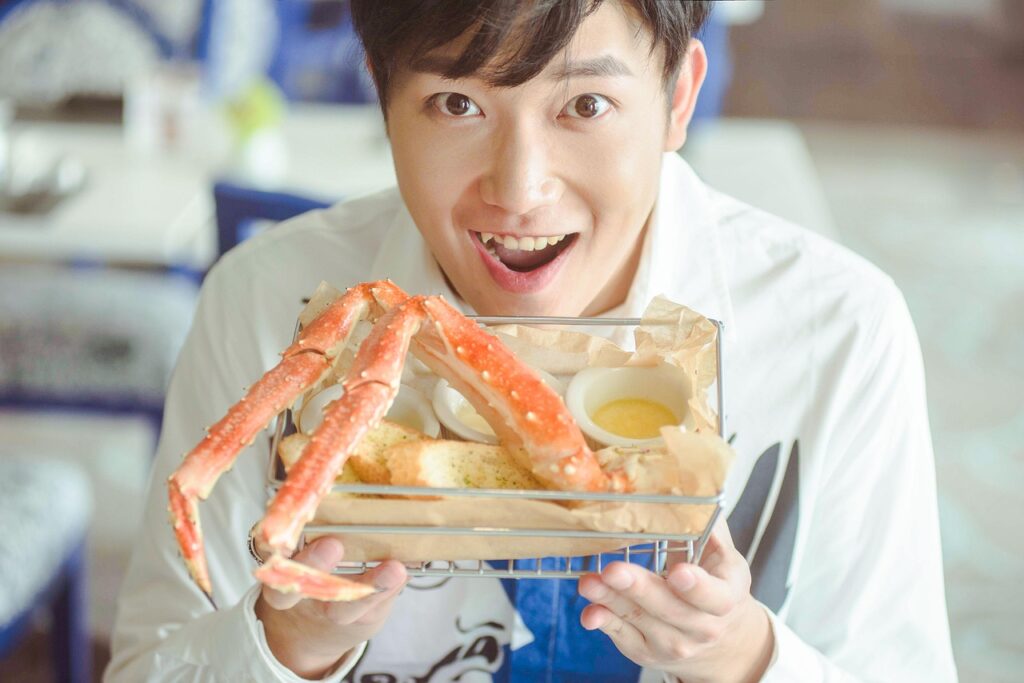 浅虫温泉で楽しめるズワイガニ食べ放題の夕食ビュッフェの口コミは？