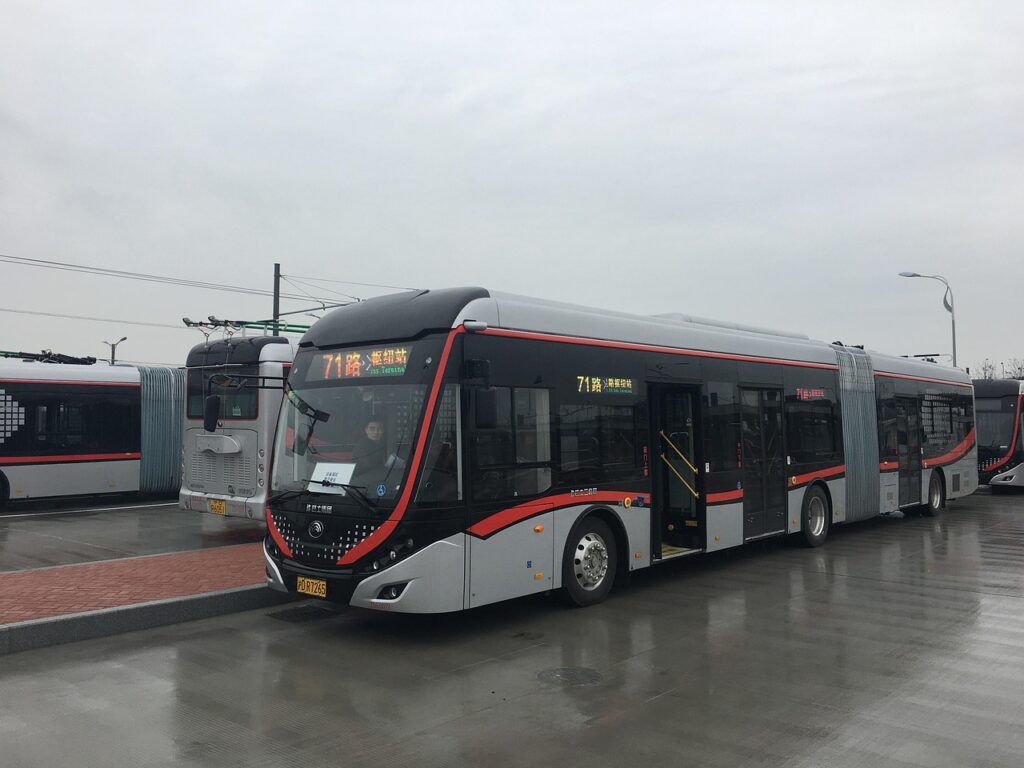 城崎温泉駅発のバスで行く蟹食べ放題と温泉旅行の楽しみ方は？